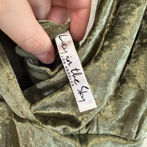 Lucy In The Sky Ruched Cross Back Dress in Green Velvet Size Large - Picture 8 of 8